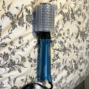 Babyliss pro hot air rotating brush